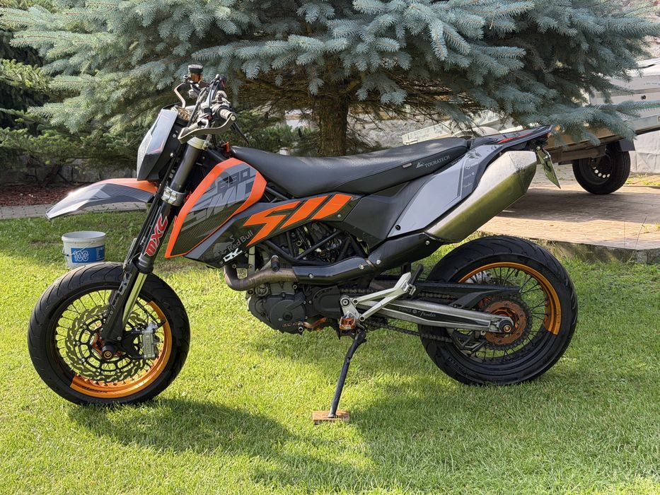 Przednie zawieszenie ktm 690 smc 2011