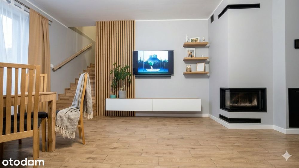 Nowoczesny, inteligentny dom szeregowy 119m² przy lesie