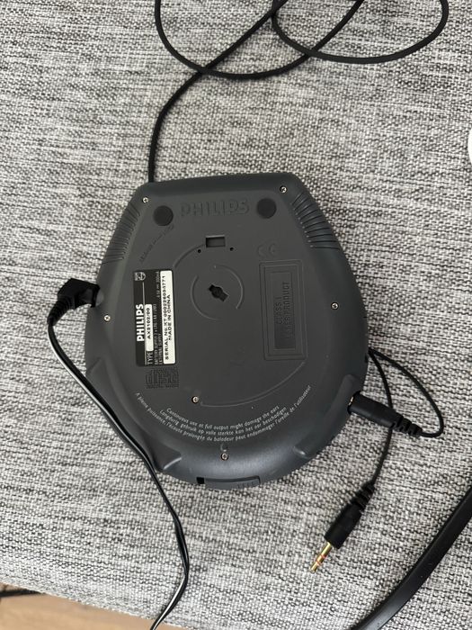CD плеер Philips