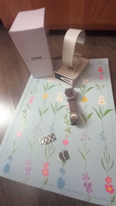 Zegarrek damski Casio