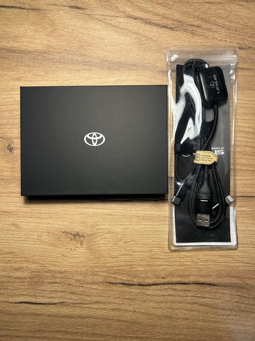 Кабель зарядки Toyota Lexus
