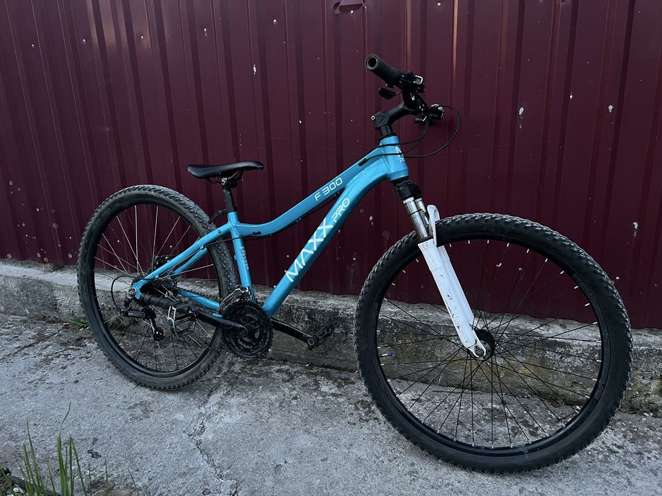 Велосипед MaxxPro 28розмір коліс