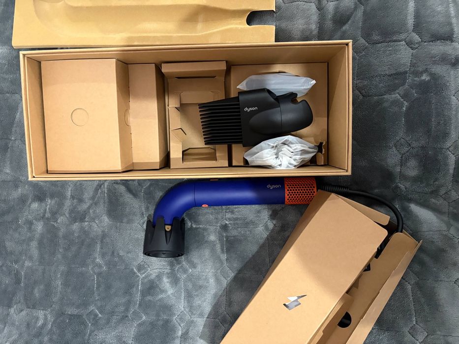 Dyson Supersonic — лімітований колір Vinca Blue / Topaz (HD18 фен