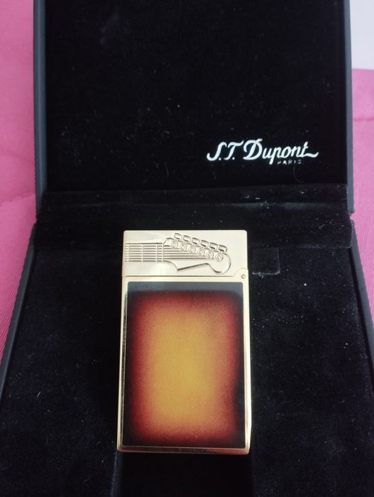 Isqueiro S T Dupont (réplica)