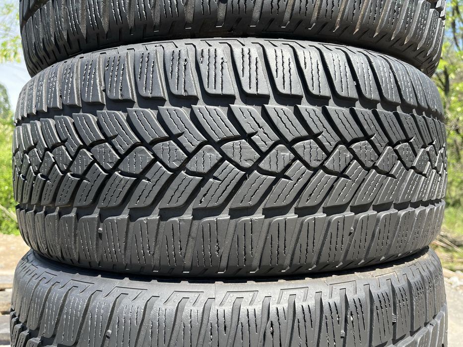Шини 215/65 R16 Fulda 4 зимові гуми як нові