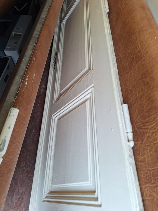 stare drzwi drewniane