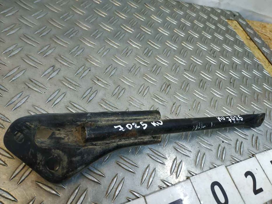 Toyota Highlander 07-15 розпорка R (підсилювач підлоги кузова) KU7025