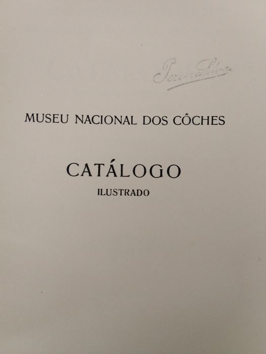 Livro catálogo do Museu Nacional dos Coches