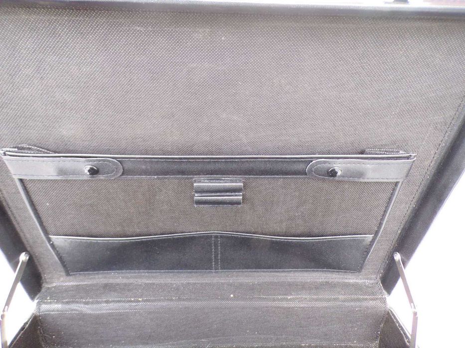 Aktówka ze skóry ekologicznej