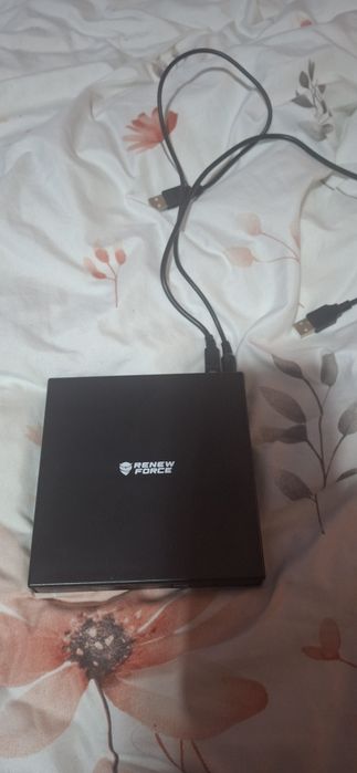 Napęd zewnętrzny


Urządzenie widoczne na zdjęciu to zewnętrzny