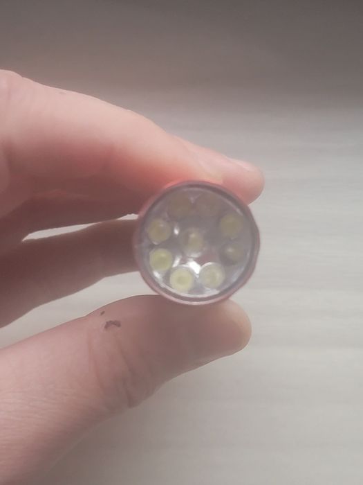 Ліхтарик на батарейках