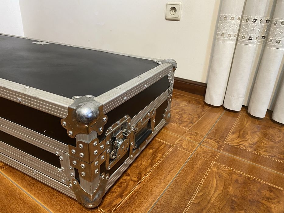 Vendo flight case para CDJ e DJM