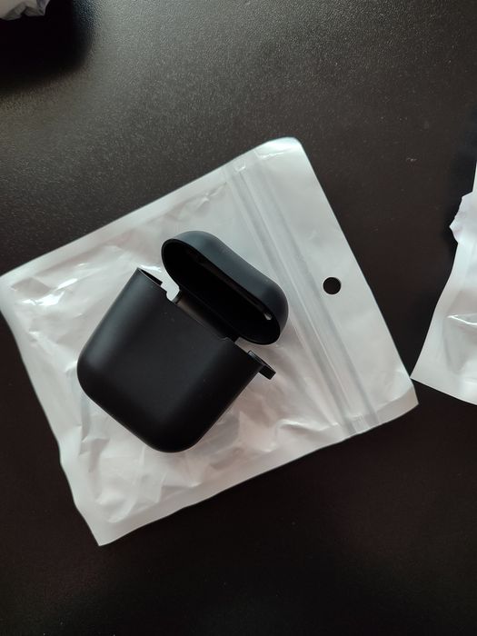 Продам захистні силіконові капсули на Airpods 2