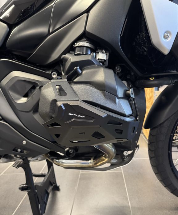 Bmw Gs 1300  Triple Black