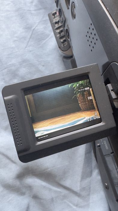 JVC GY-DV5000 Camcorder Profissional + Fujinon