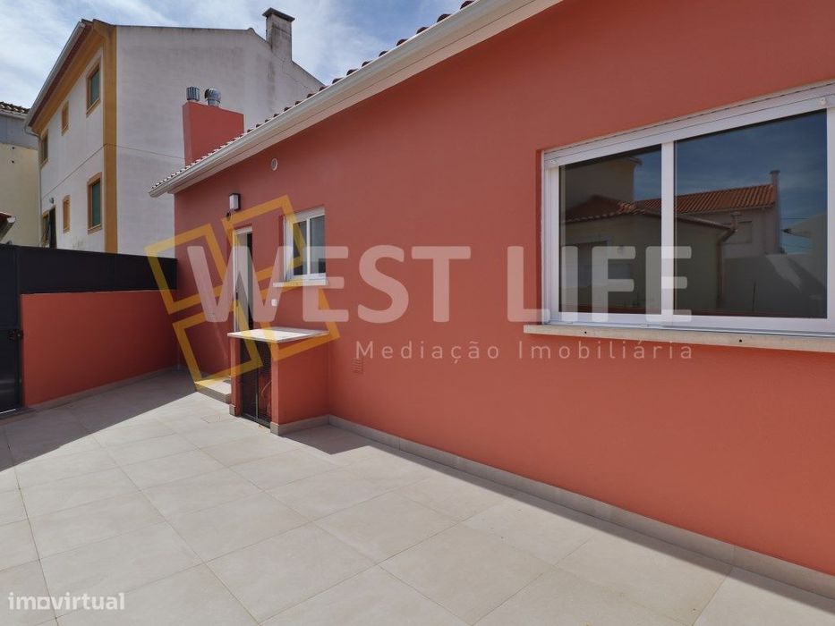 Excelente Moradia T2 totalmente remodelada, boa exposição solar e e...