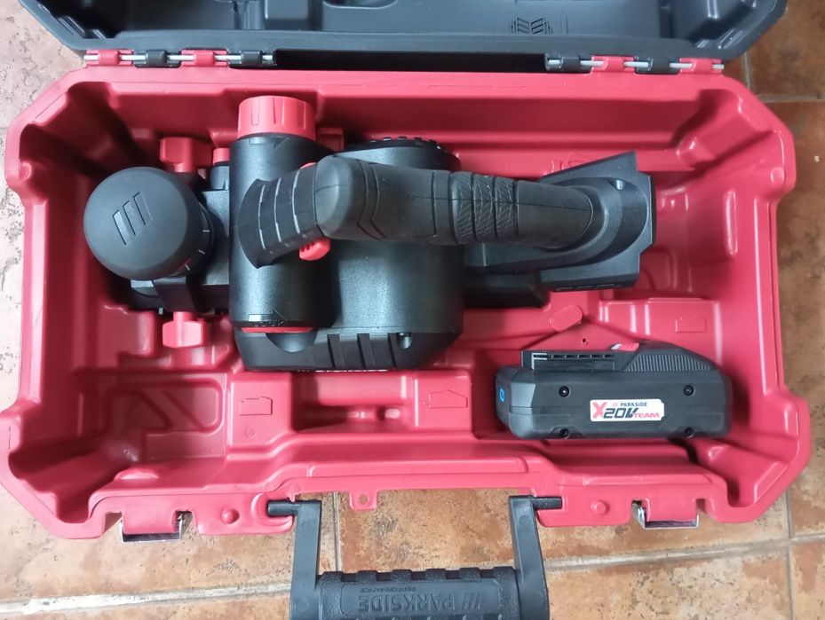 Plaina Parkside Performance 20V ,com bateria e carregador428676957844295681