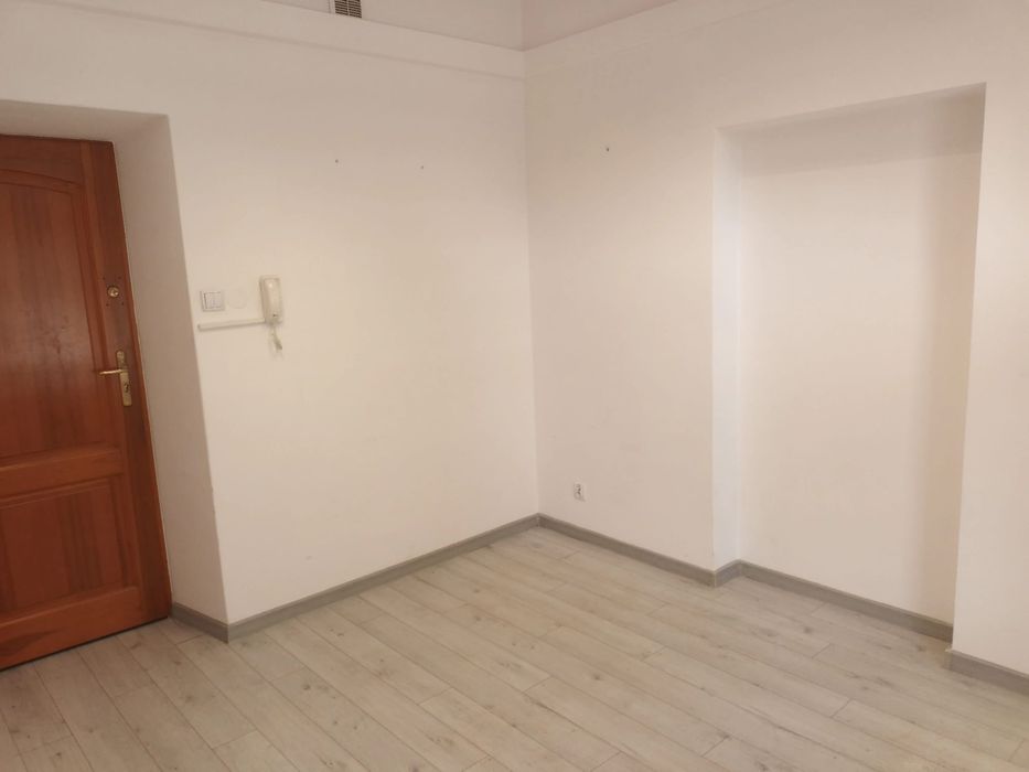 Lokal użytkowy 11 m- centrum Rzeszowa PKP
