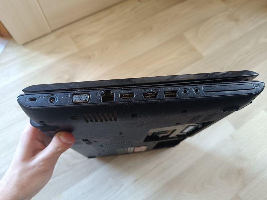 Ноутбук Samsung R522 (NP-R522) на запчасти мастерам / Донор