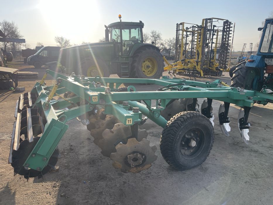 Продама нові диски