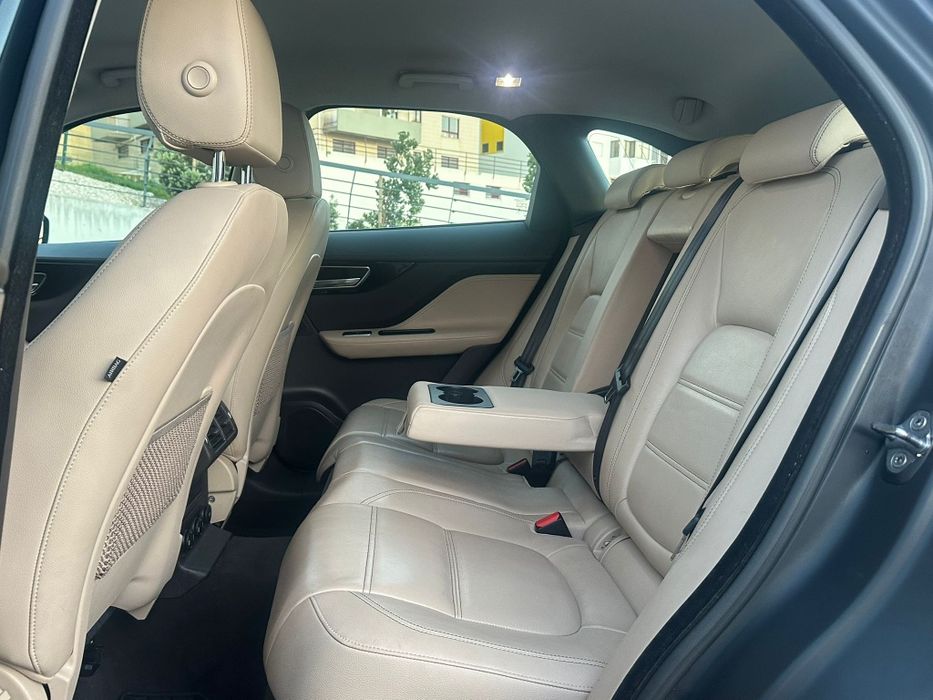 Jaguar F-Pace 2.0d 180cv 2017 Garantia Fabrica