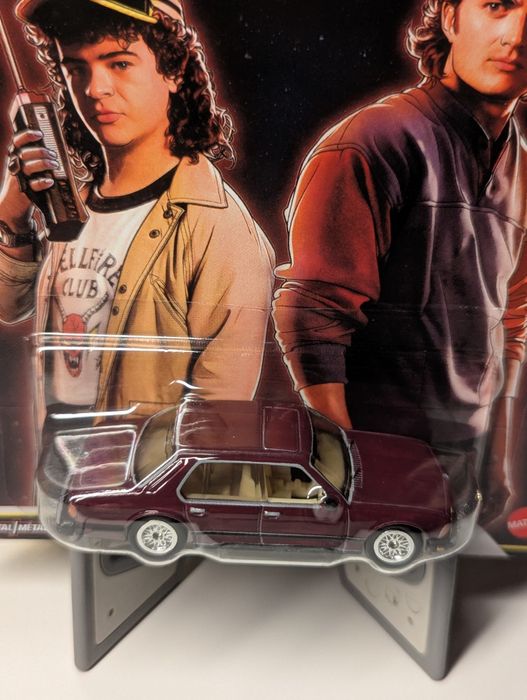Stranger Things BMW Hot Wheels 1983 733 Дивні Дива БМВ Машинка Хот Віл