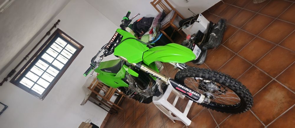 Vendo Kawasaki KXF250 2018 - Excelente estado