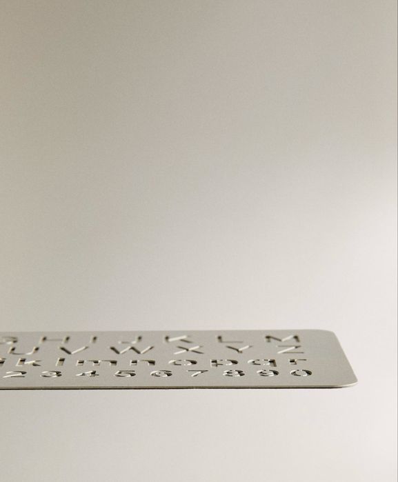Régua Metal Abecedário Papelaria Zara Home NOVO
