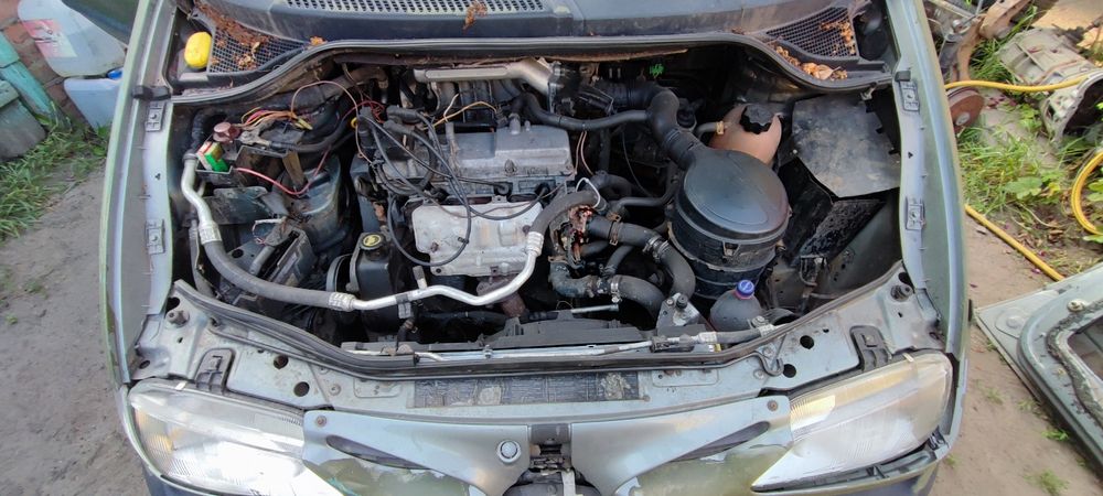 Двигатель мотор reno, Megan,scenic бенз.