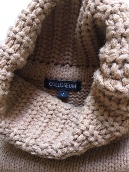 Camisola de gola alta