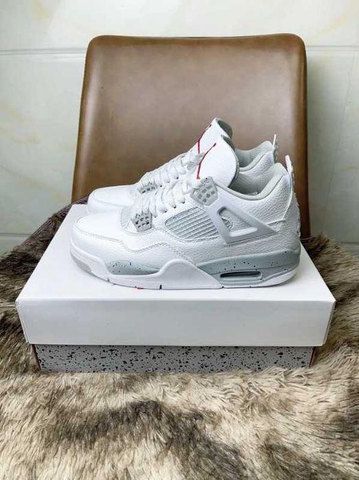 Jordan 4 Retro White Oreo R.44