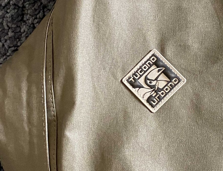 Para mota, casaco como novíssimo