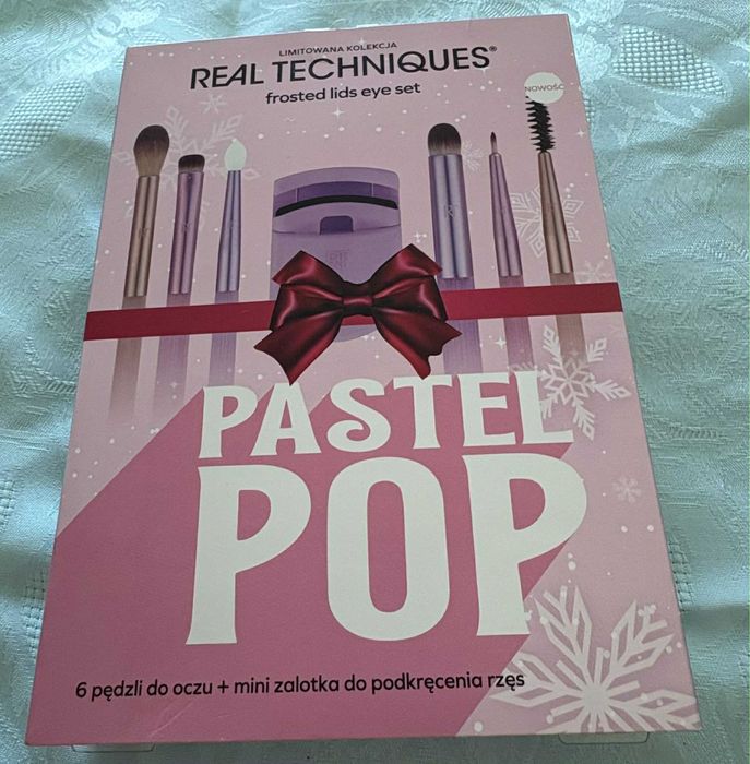 Real techniques zestaw pedzli zalotka