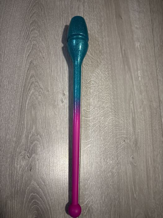 Булава для гімнастики Sasaki 37 см