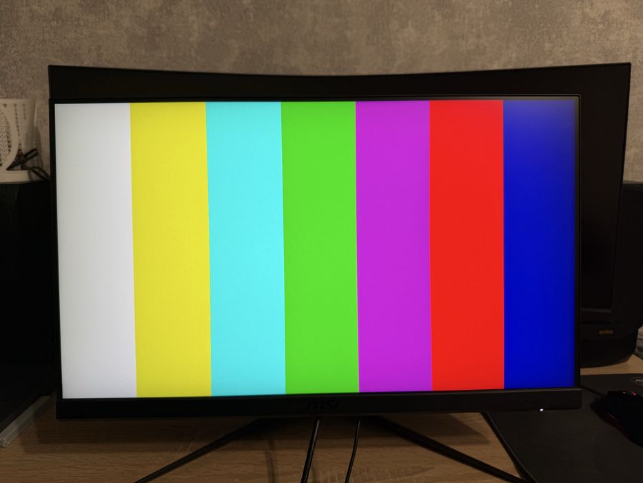 Ігровий монітор MSI optix G242