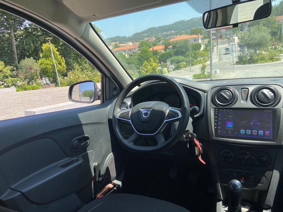 Dacia Sandero — fotografia 10