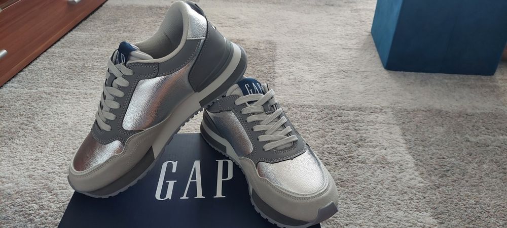 Buty Gap 40 nowe