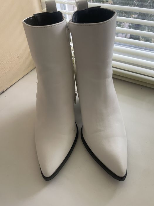 Продам обувь женскую