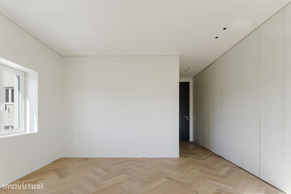 Penthouse T5 com vista, Campo Mártires da Pátria, Lisboa