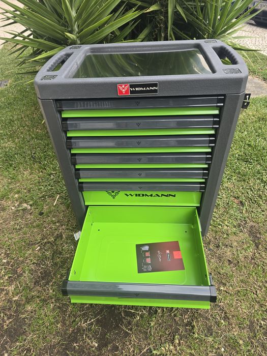 Carrinho de ferramentas 7 gavetas 6 completas  novo