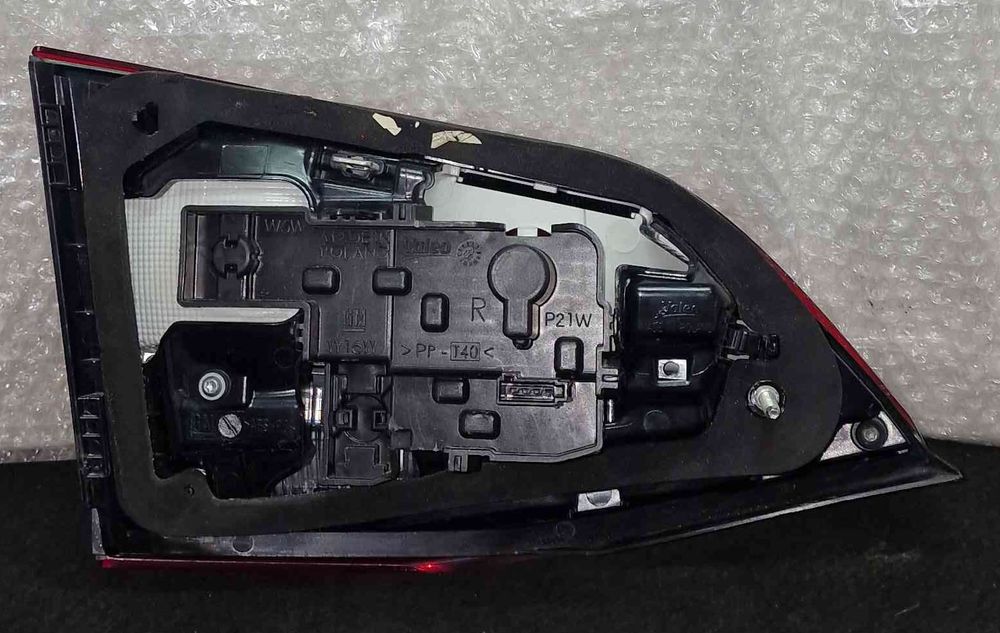 Farolim da Mala Direito 13427513 - OPEL ASTRA K Sports Tourer