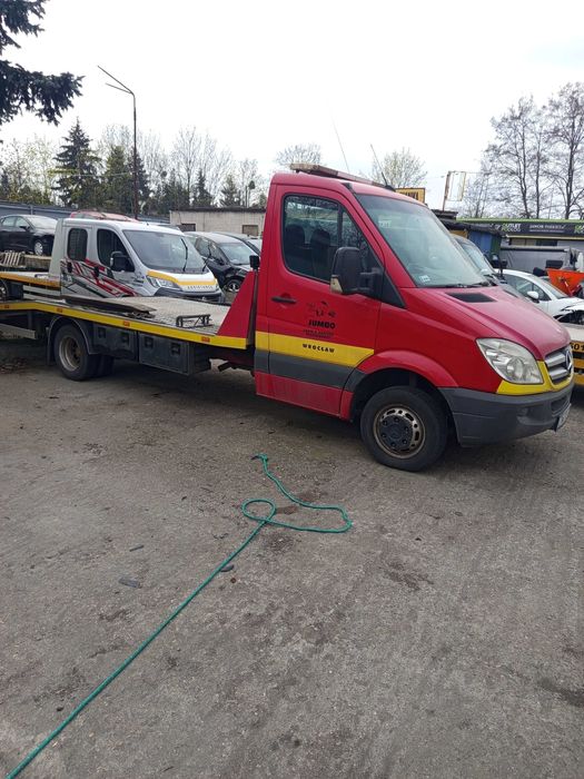 Pomoc drogowa Mercedes sprinter DMC 5ton