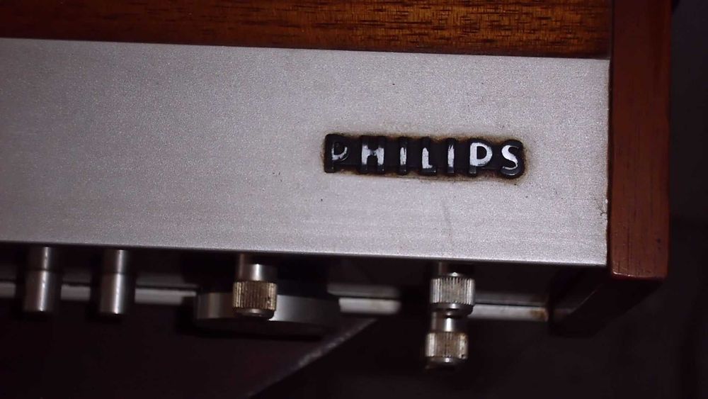 Radio amplificador Philips antigo