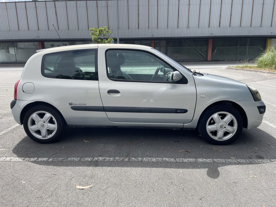 Renault Clio 2003