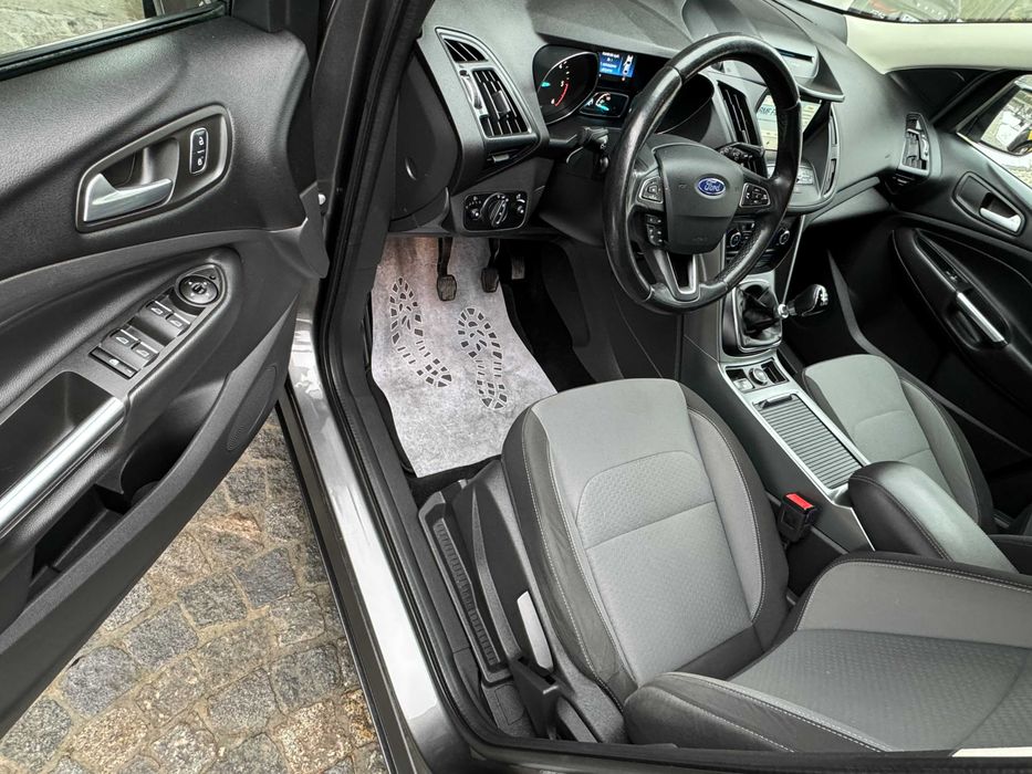 Piękny Liftowy Ford Kuga*Titanium*Ledy*Navi*PDC*Oryginał*