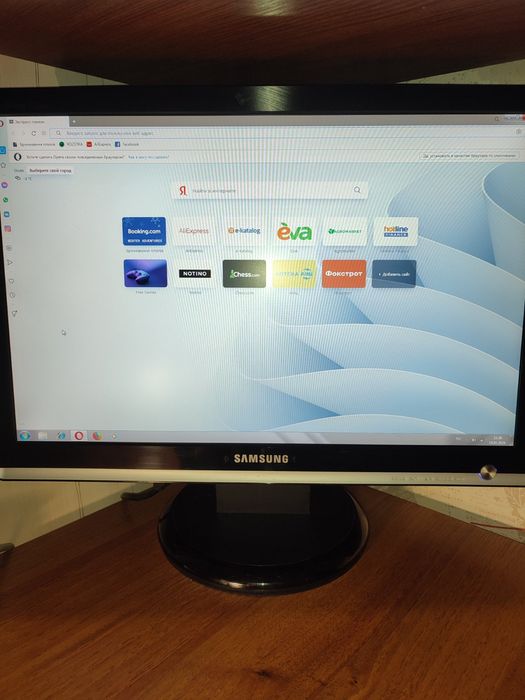 Комп'ютер ( системний блок, монітор, клавіатура, мишка)