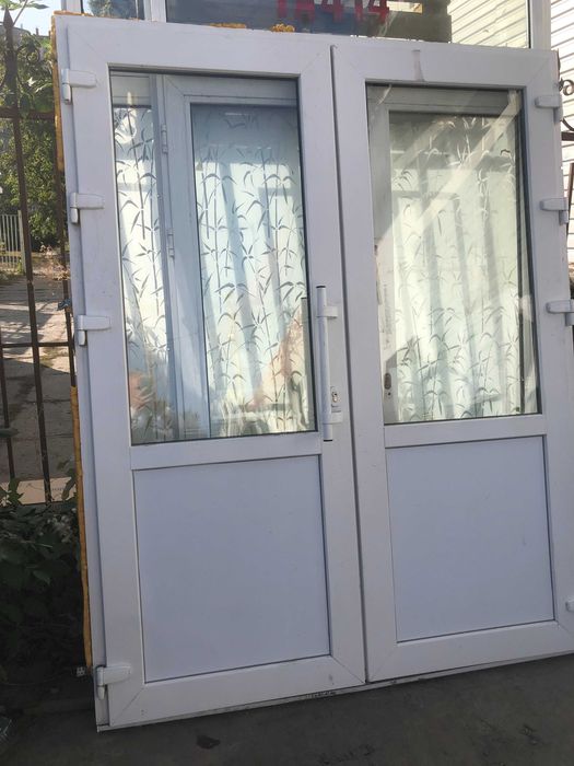 Дверь металопластиковая двойная 2180\1550 входная группа