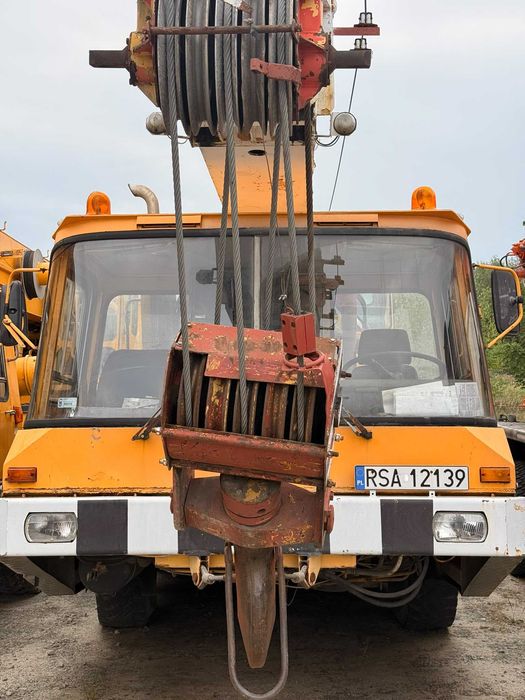 Hydros Łabędy 40 t dźwig samojezdny sprawny UDT