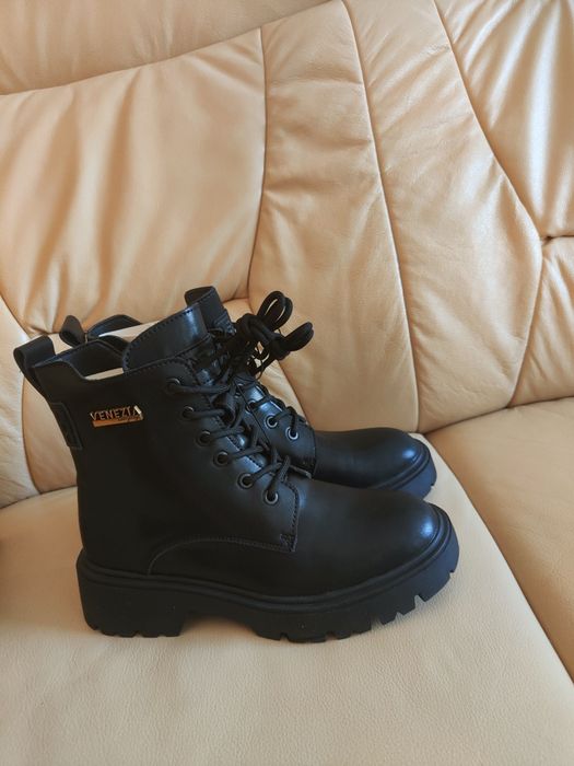 Buty za kostkę Venezia kozaki rozmiar 38