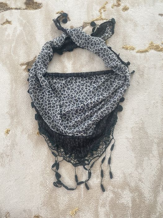 Nowy szal damski Zara